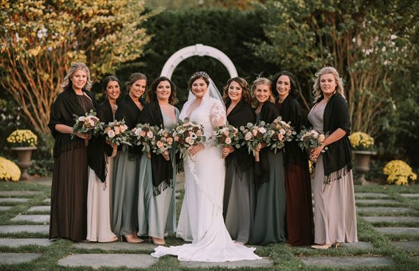 Estate at Three Village Inn