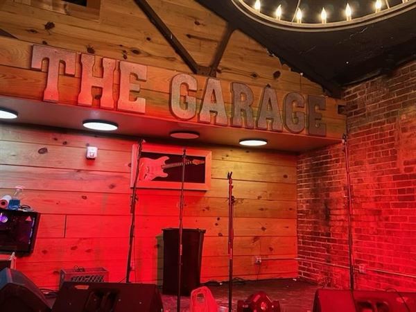 The Garage- a N'Awlins Music Club