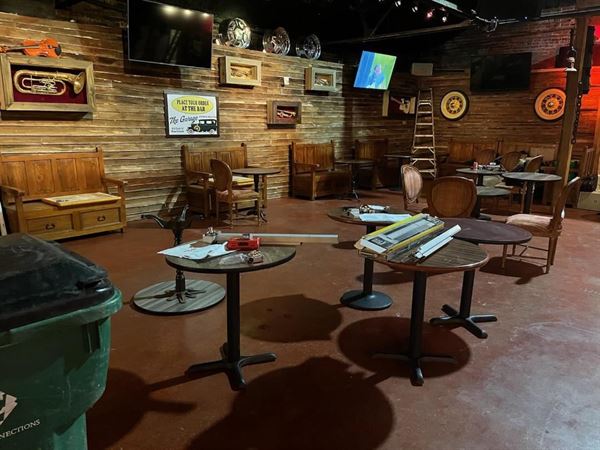 The Garage- a N'Awlins Music Club