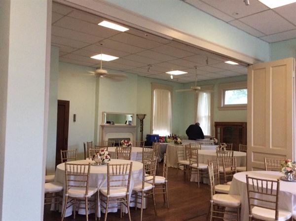 The Dallas Woman's Forum