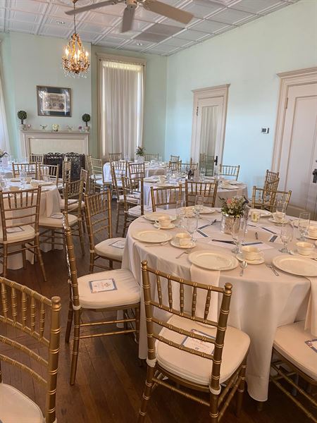 The Dallas Woman's Forum