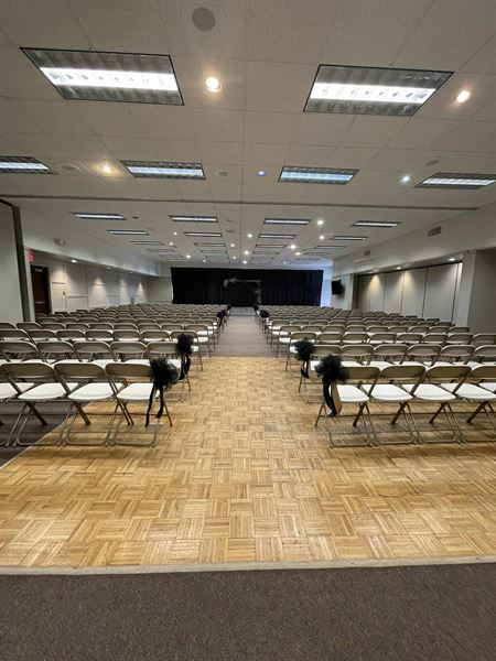 Turtleback Golf, Dining & Conference Center