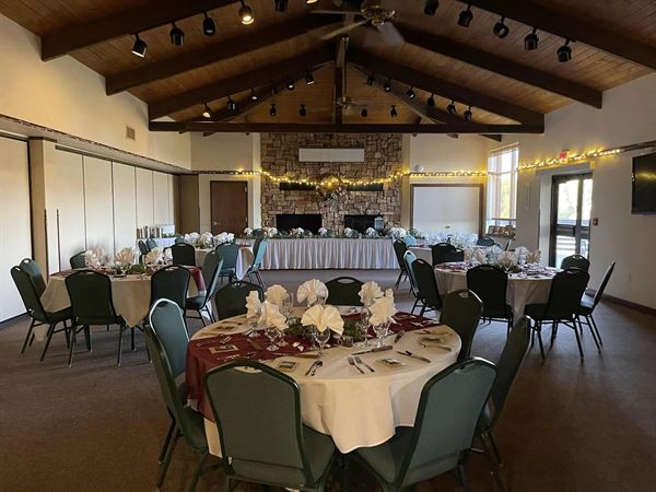 Turtleback Golf, Dining & Conference Center