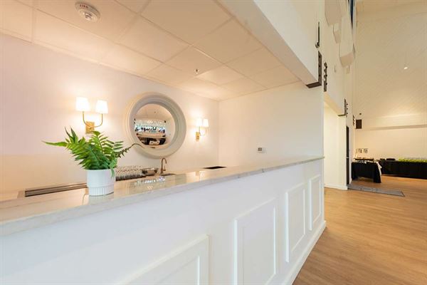 501 @ The Yacht Club