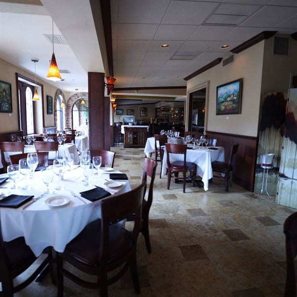 Roccos Italian Grille