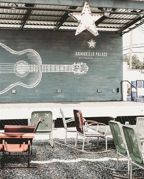 Goode's Armadillo Palace