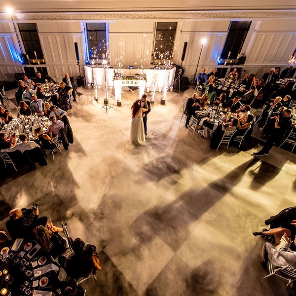 Felina Restaurant & Bar