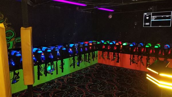 It'z Family Entertainment Center