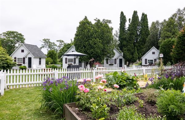 Hathaways Guest Cottages