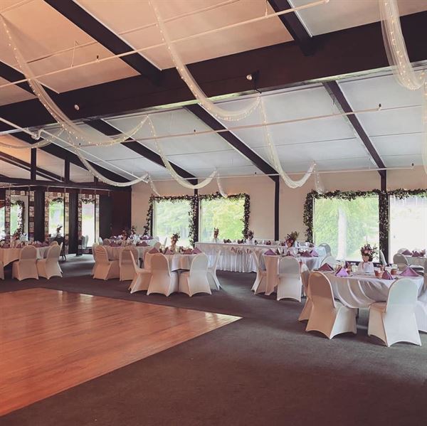 Shaker Farms Country Club