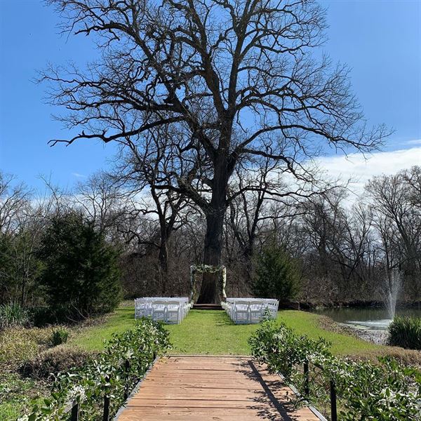 Arrowwood Weddings + Events