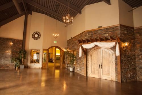 The Atrium at Hemming Village