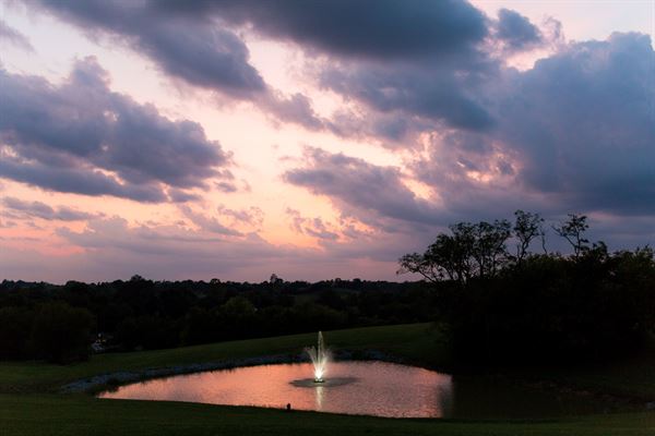Bluegrass Wedding Barn