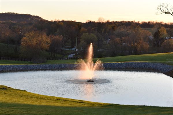 Bluegrass Wedding Barn
