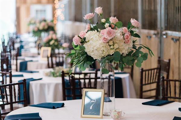 Bluegrass Wedding Barn