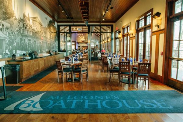McLoone's Boathouse