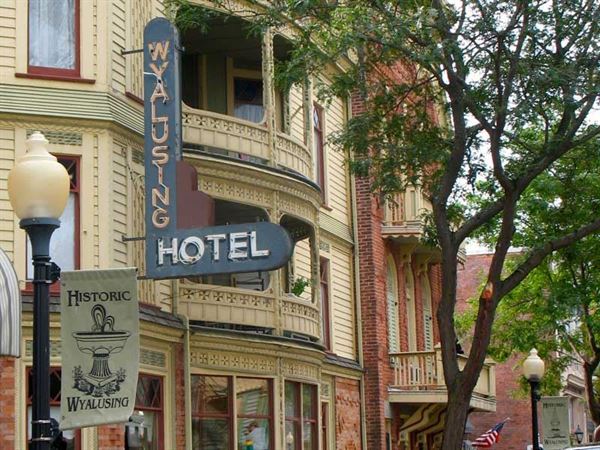 Wyalusing Hotel