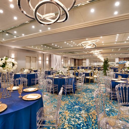 Atrium Hotel at Orange County Airport