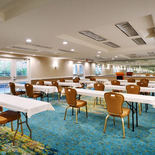 Atrium Hotel at Orange County Airport