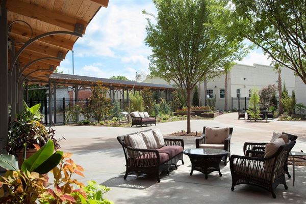 The Inn at the Crossroads