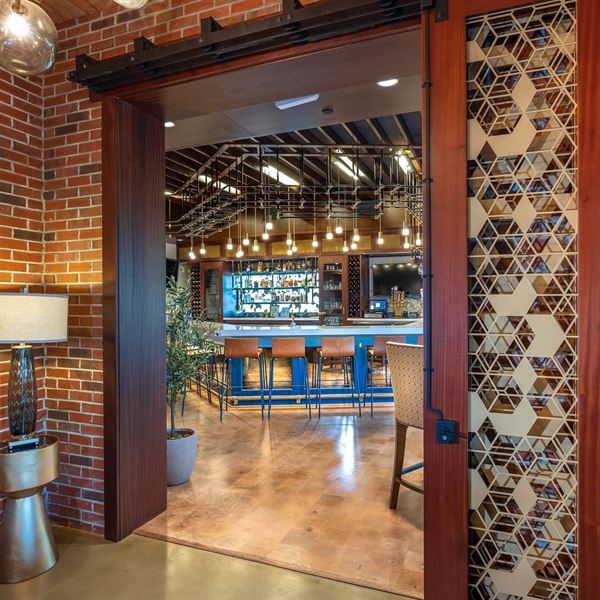 The Inn at the Crossroads