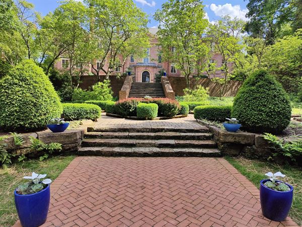 Kingwood Center Gardens