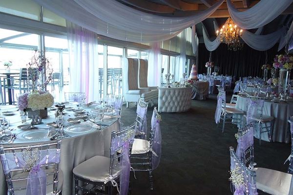 DoubleTree by Hilton Grand Hotel Biscayne Bay