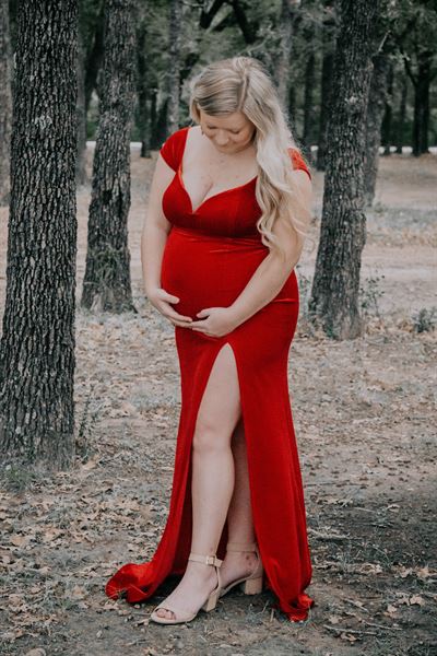 Pine and Rose Photography