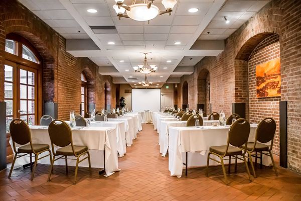 Inn at Henderson's Wharf