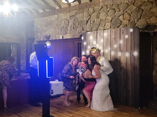 Drake N Jones Photo Booths