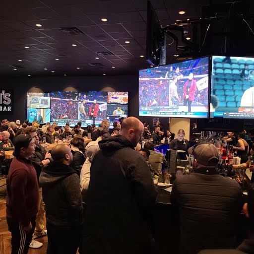 Tom's Watch Bar - Minneapolis