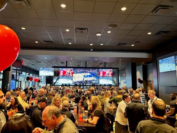 Tom's Watch Bar - Minneapolis