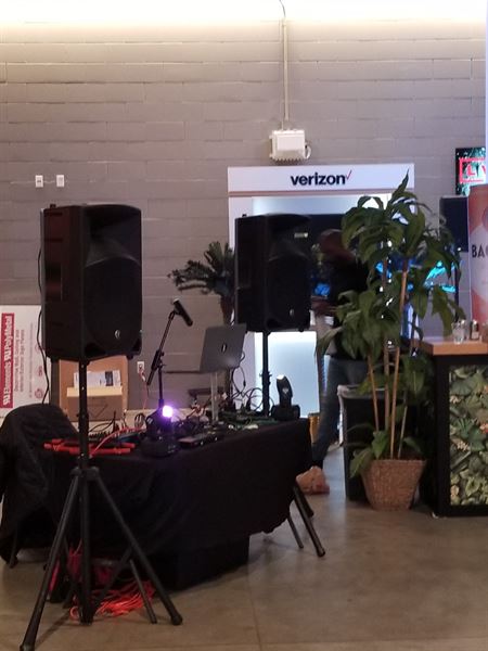 DJAmigoHarris60 Disc Jockey Service