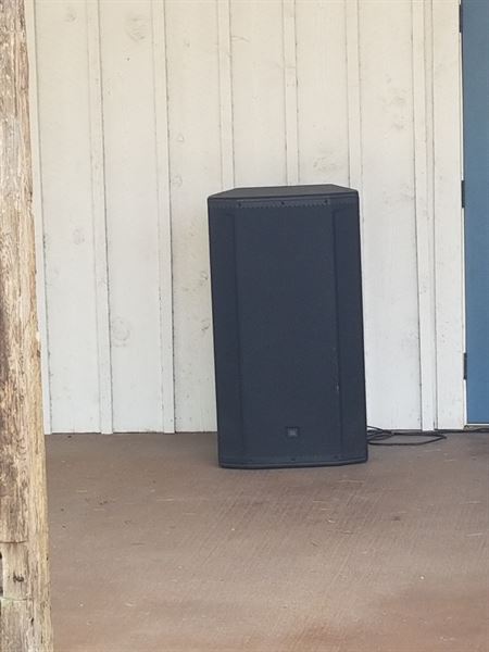 DJAmigoHarris60 Disc Jockey Service