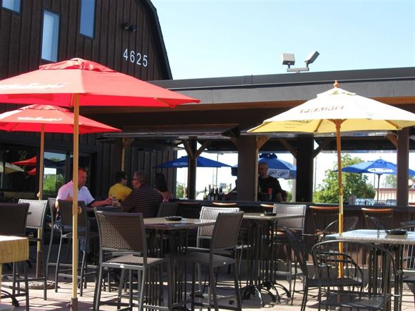 Caspers' Cherokee Sirloin Room