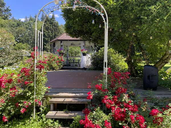 Shangrila Flower Farm