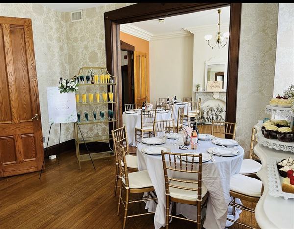 12 Charter Oak Place