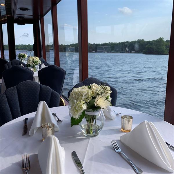 Paradise Charter Cruises