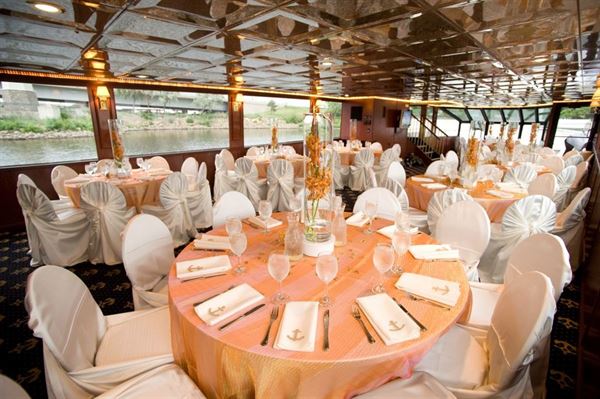 Paradise Charter Cruises