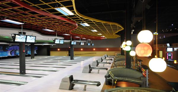Strike Ten Lanes & Lounge