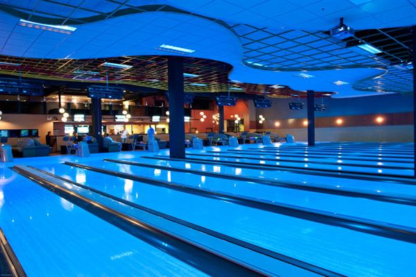 Strike Ten Lanes & Lounge