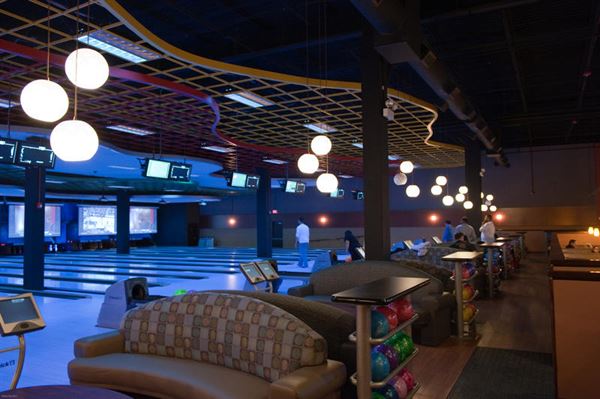 Strike Ten Lanes & Lounge
