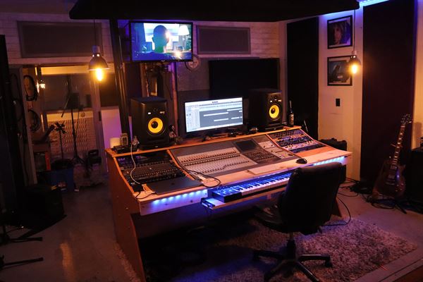 The Bunker Performance Lounge & Cafe