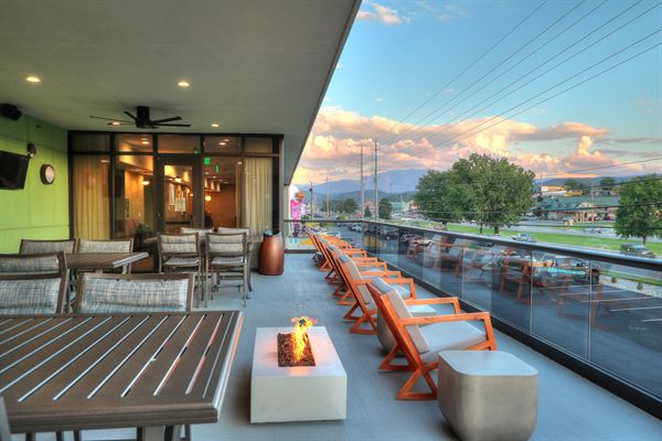 Holiday Inn & Suites Pigeon Forge Convention Center