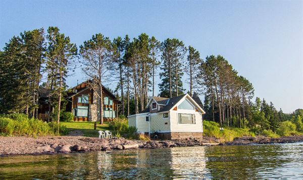 Grand Superior Lodge