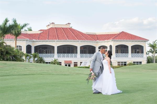 Naples Lakes Country Club