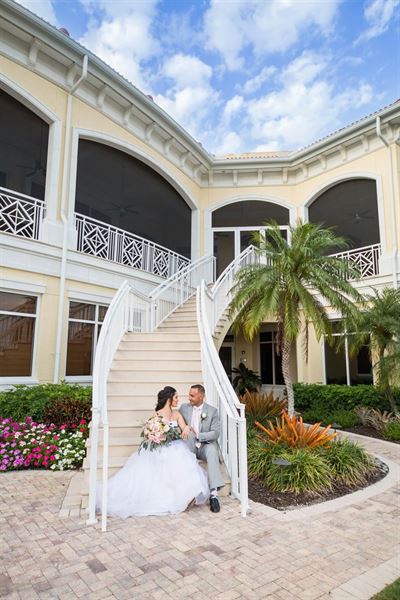 Naples Lakes Country Club