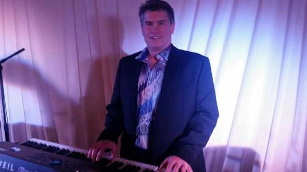 The Bitz- Wedding Band/Corporate/Variety Cover band