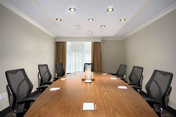 Ramada by Wyndham Cornwall