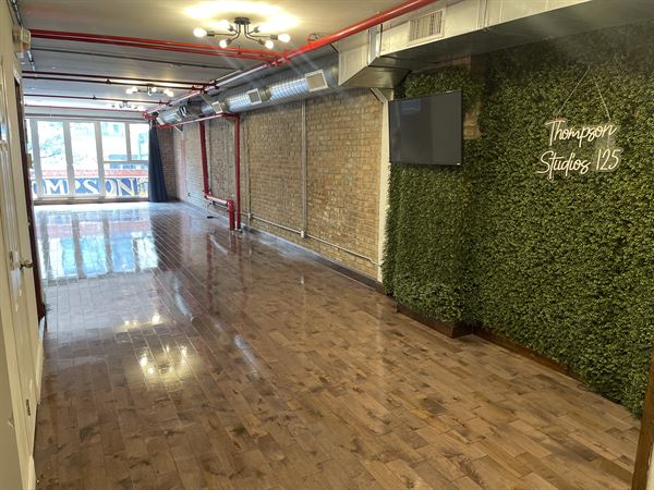 Thompson Studios 125